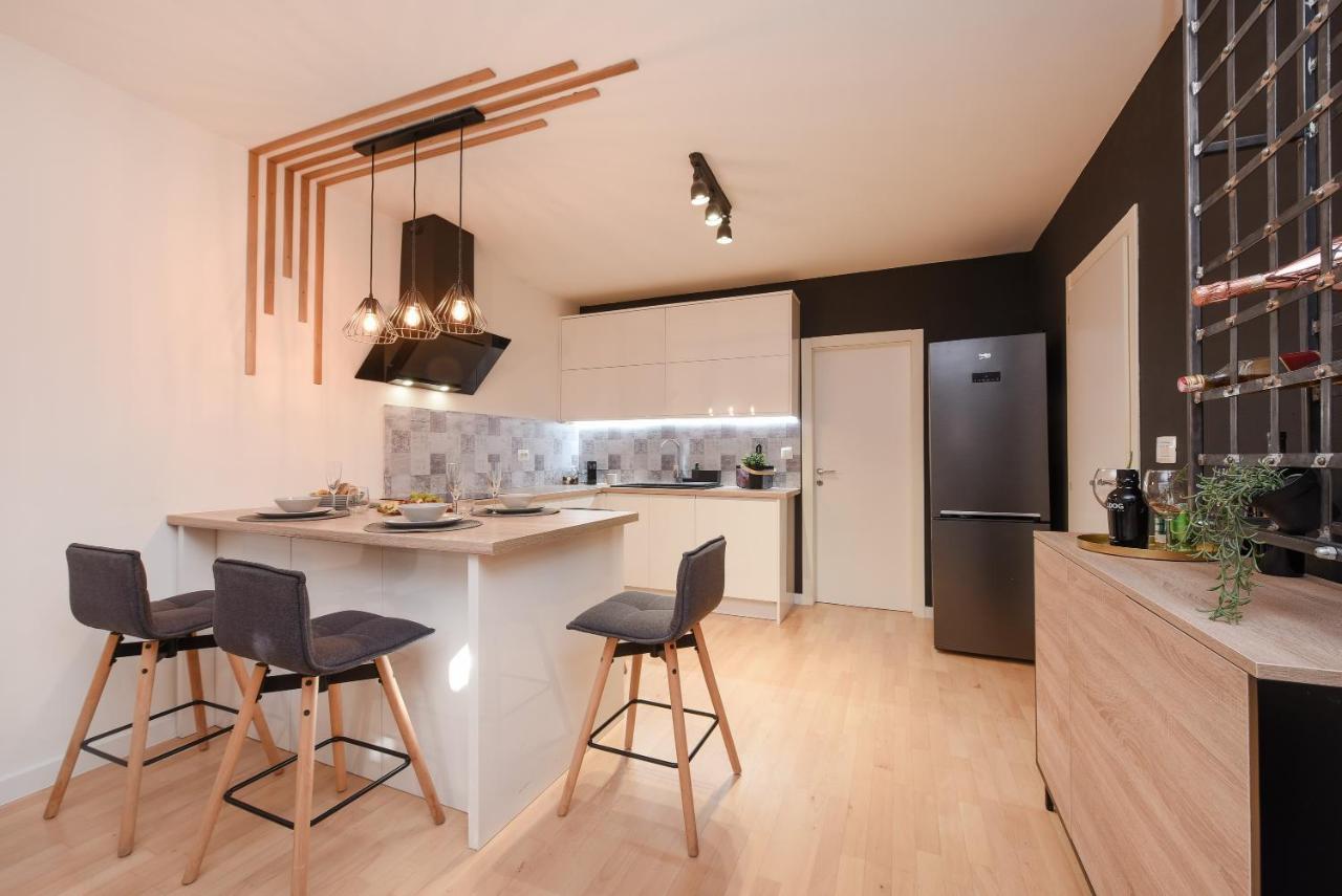 L&R Luxury Apartment- Free Parking Zadar Exteriör bild