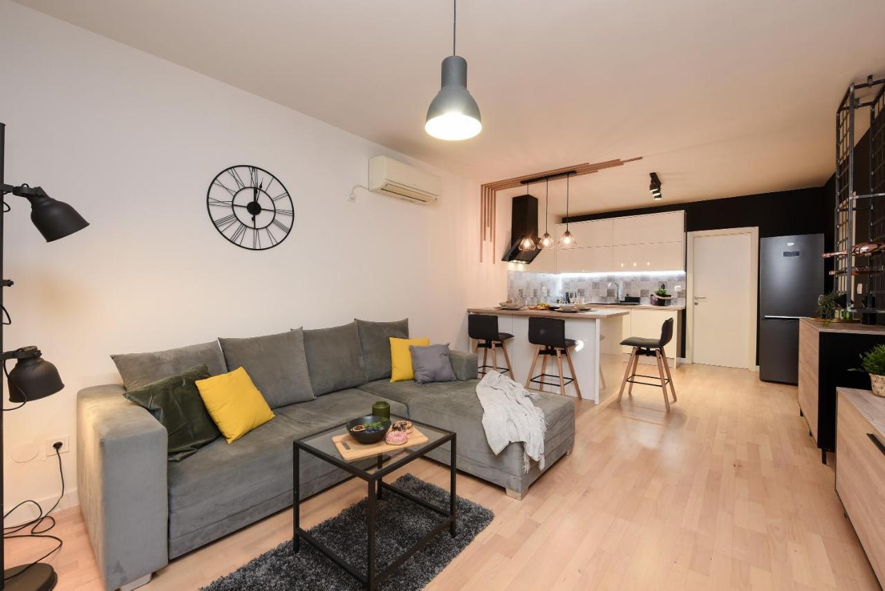 L&R Luxury Apartment- Free Parking Zadar Exteriör bild