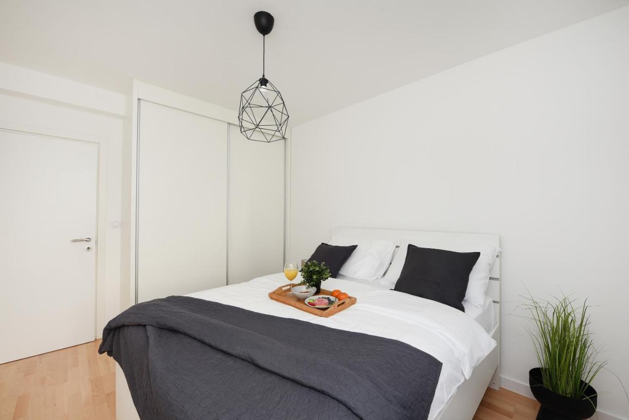 L&R Luxury Apartment- Free Parking Zadar Exteriör bild