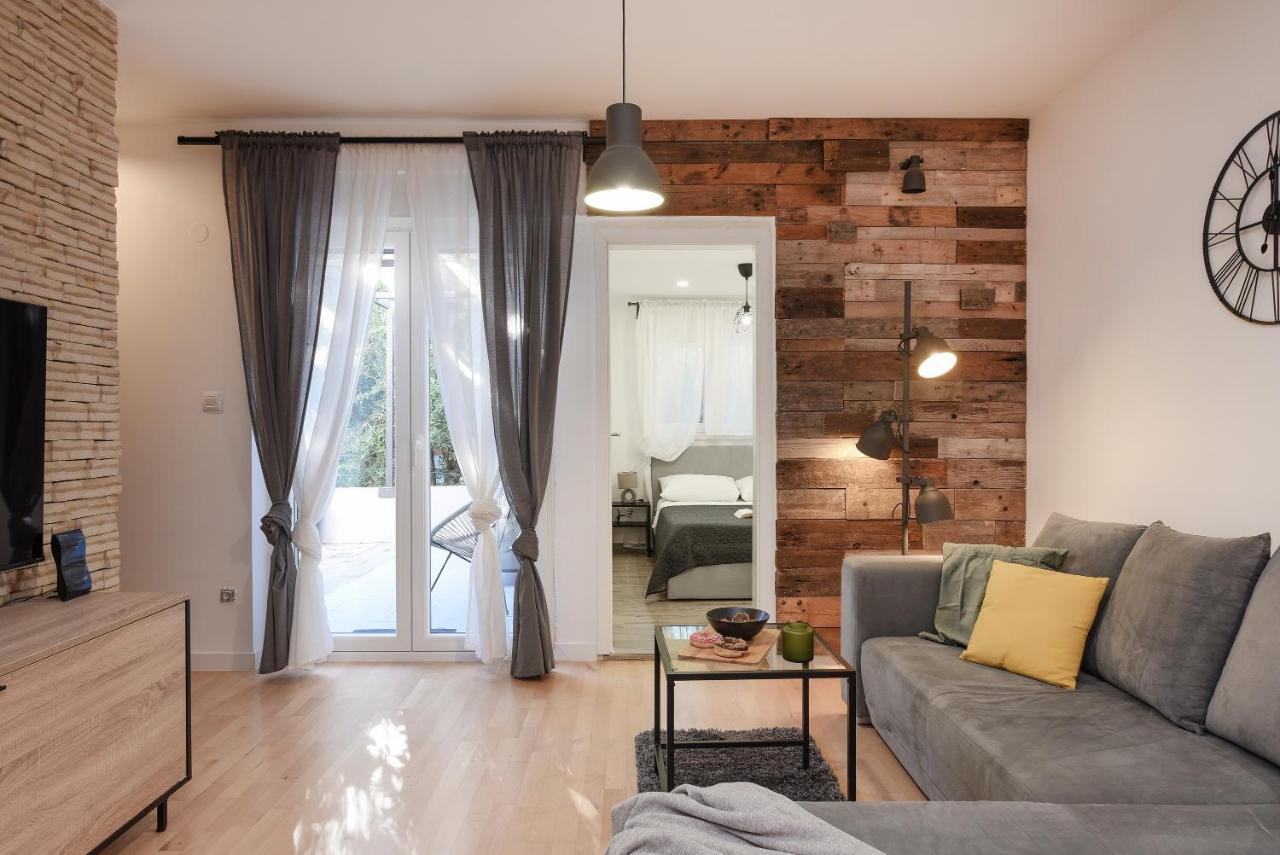 L&R Luxury Apartment- Free Parking Zadar Exteriör bild